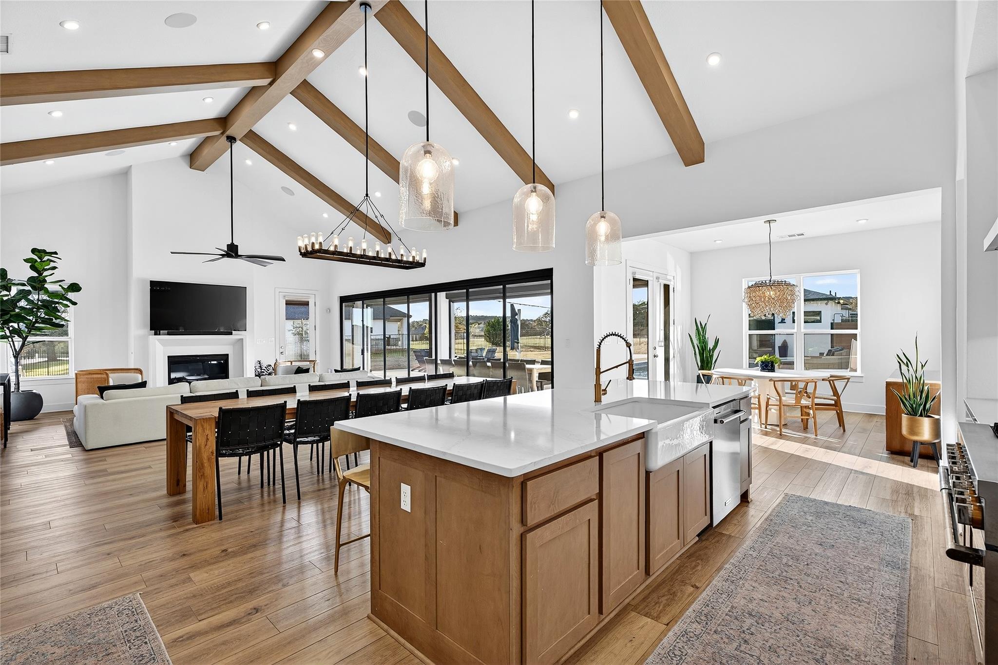 404 Prairie Clover Dr, Dripping Springs, TX 78620