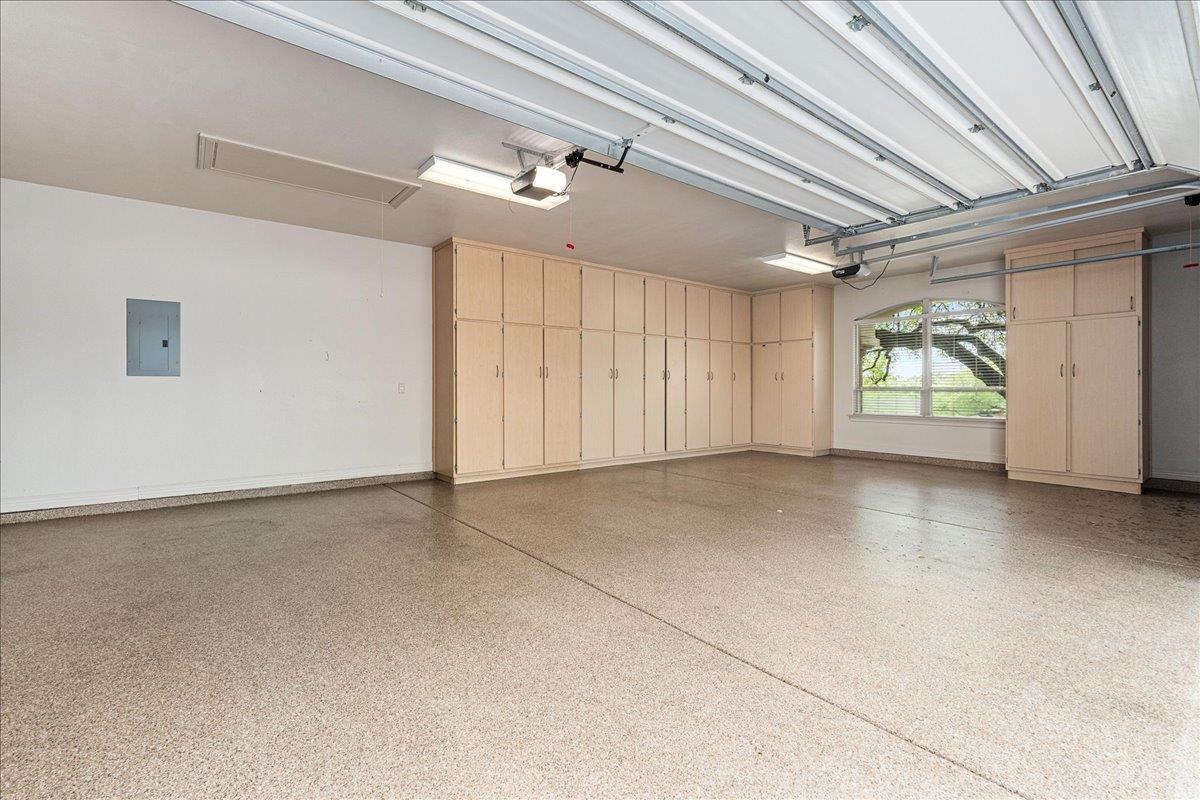 3006 HAWTHORNE Cv, Georgetown, TX 78628