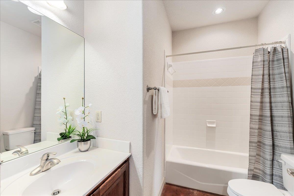 3006 HAWTHORNE Cv, Georgetown, TX 78628