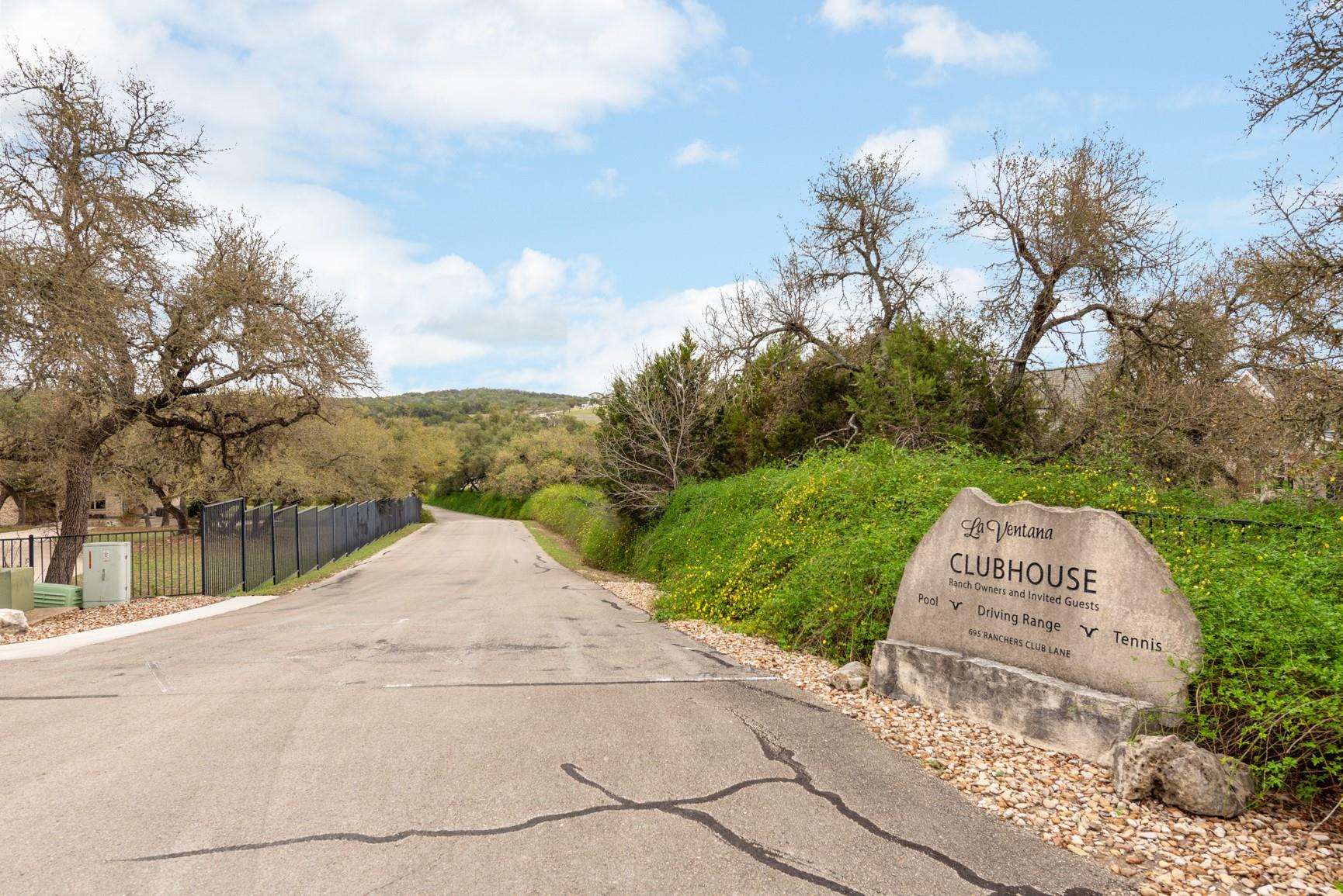 664 Ranchers Club Ln, Driftwood, TX 78619