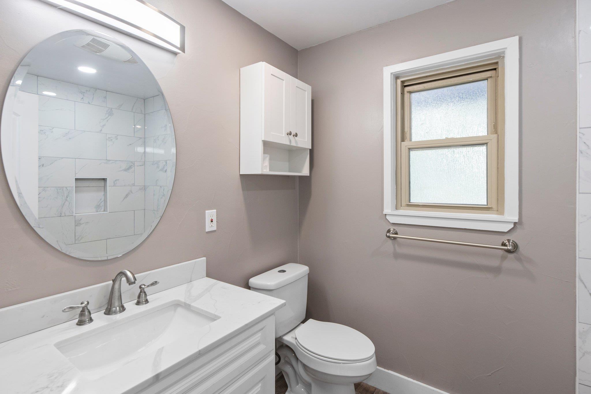 902 Sherwood Forest Dr, Granite Shoals, TX 78654