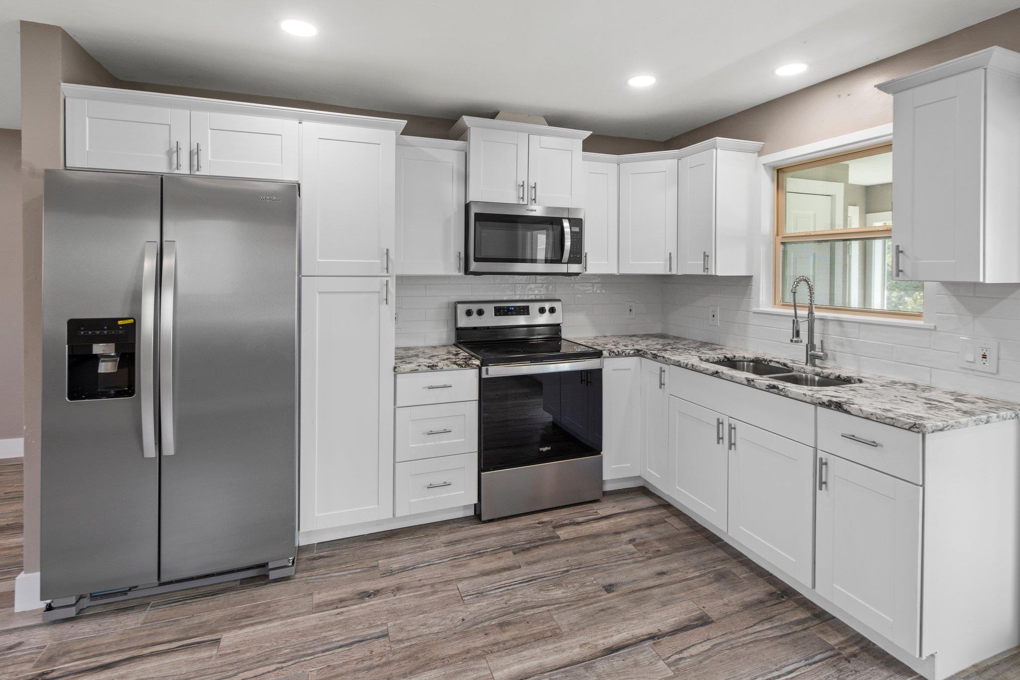 902 Sherwood Forest Dr, Granite Shoals, TX 78654