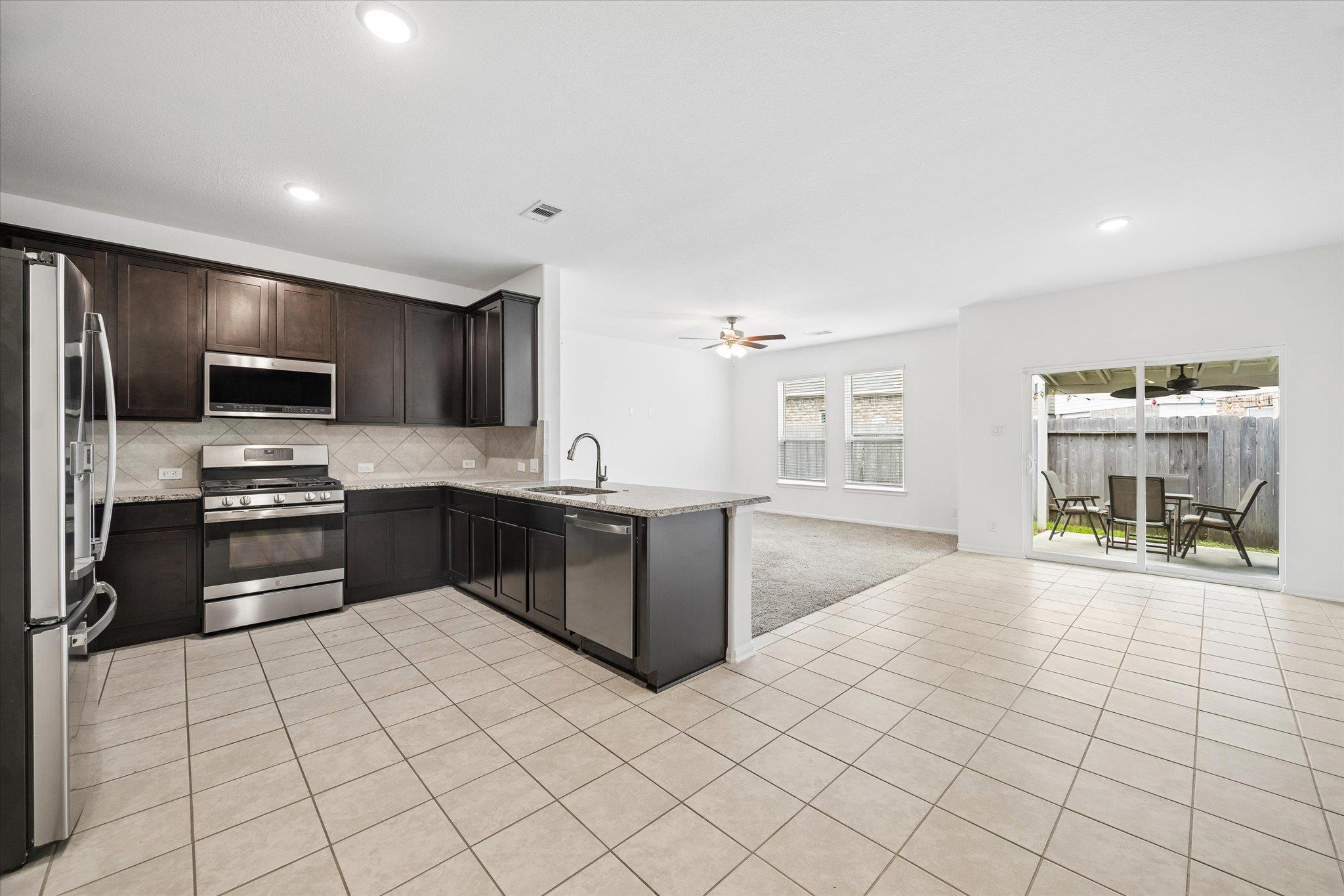 3354 Harmony View Ln, Spring, TX 77386