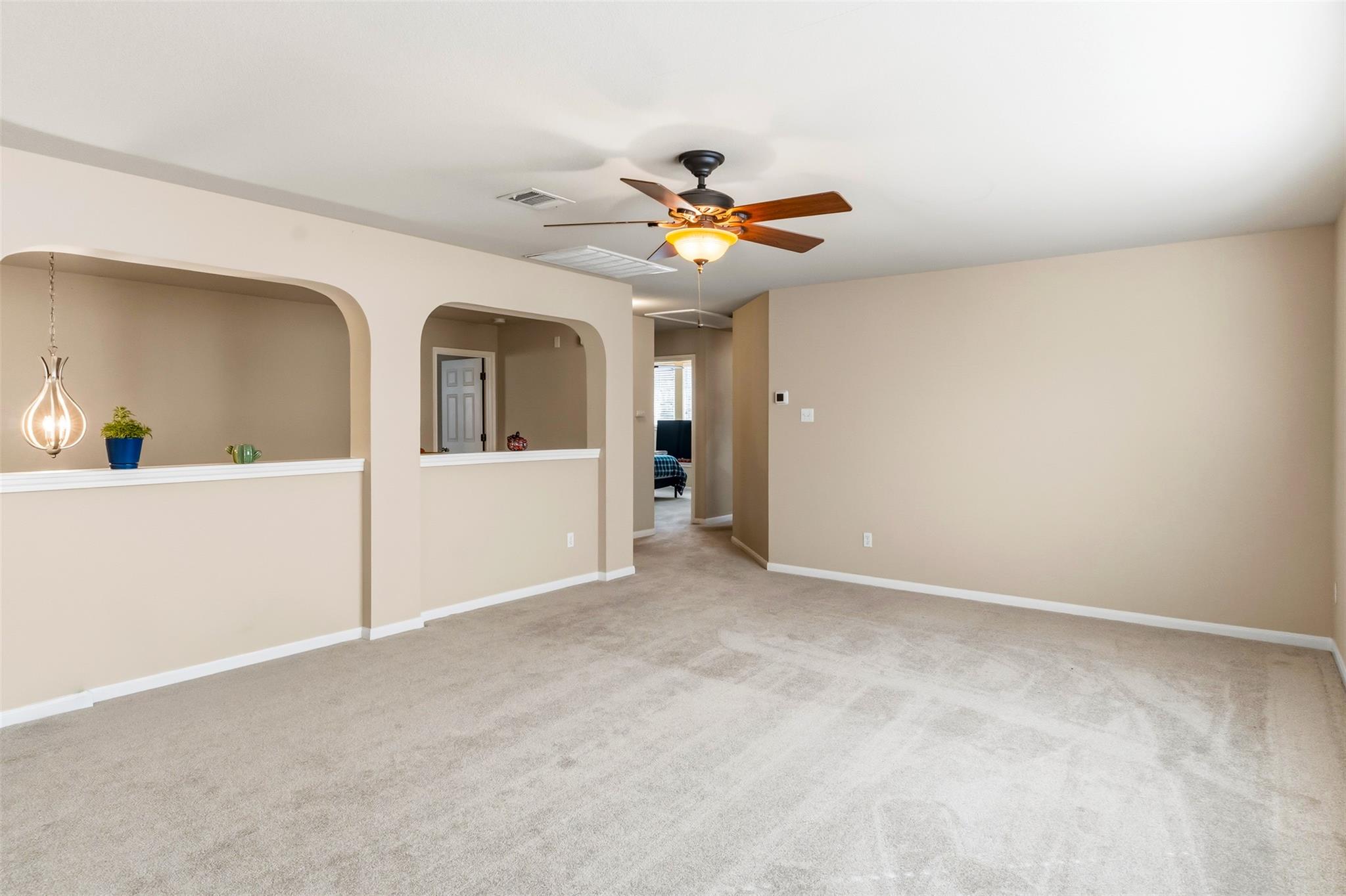 14504 Broadwinged Hawk Dr, Austin, TX 78738