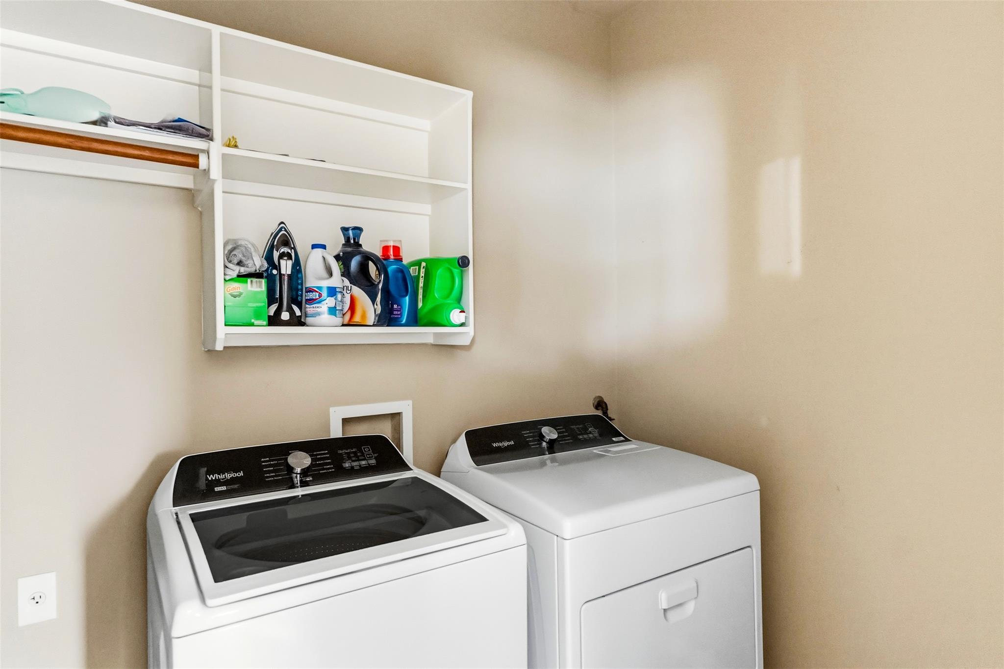 14504 Broadwinged Hawk Dr, Austin, TX 78738