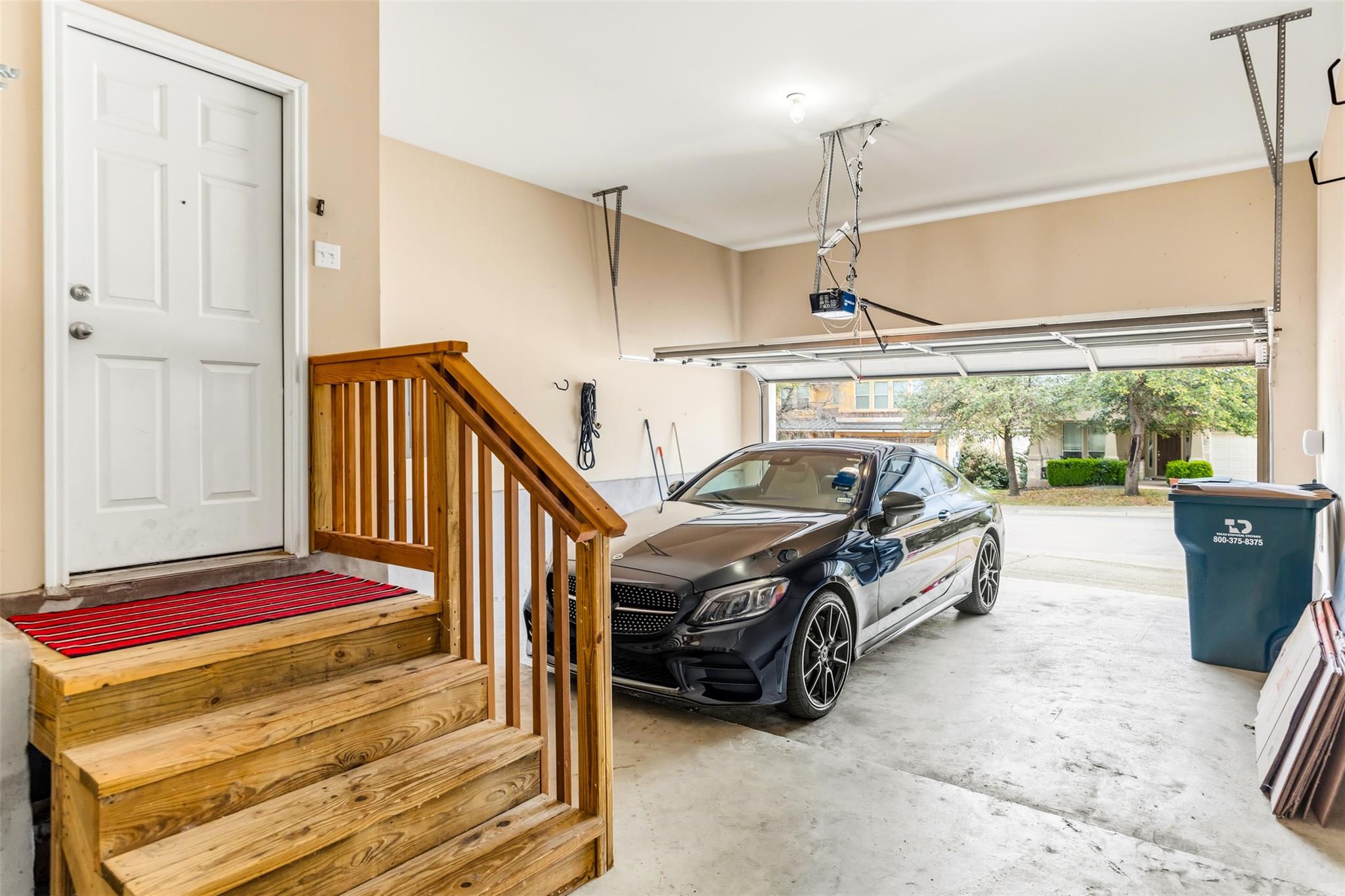 14504 Broadwinged Hawk Dr, Austin, TX 78738