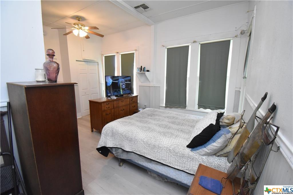 920 S 33rd St, Temple, TX 76504