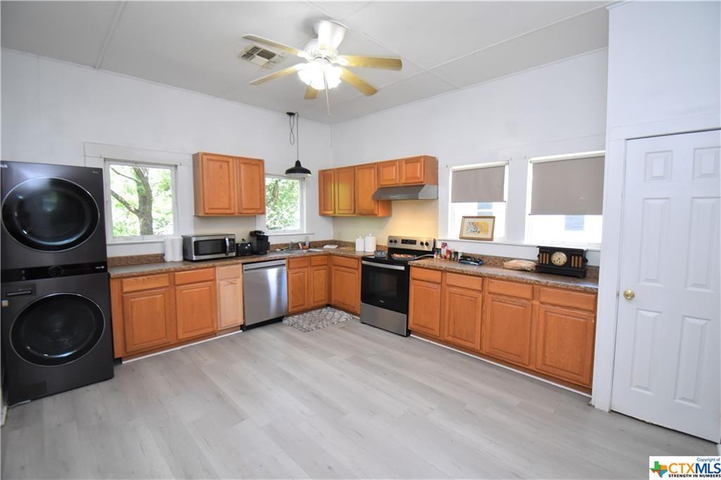 920 S 33rd St, Temple, TX 76504