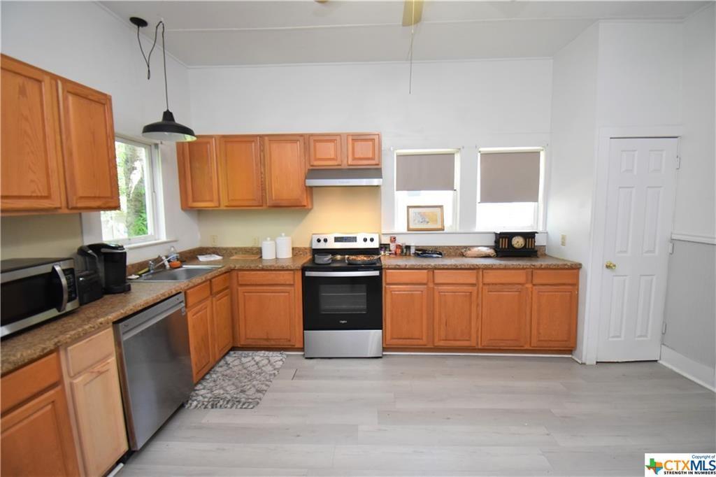 920 S 33rd St, Temple, TX 76504