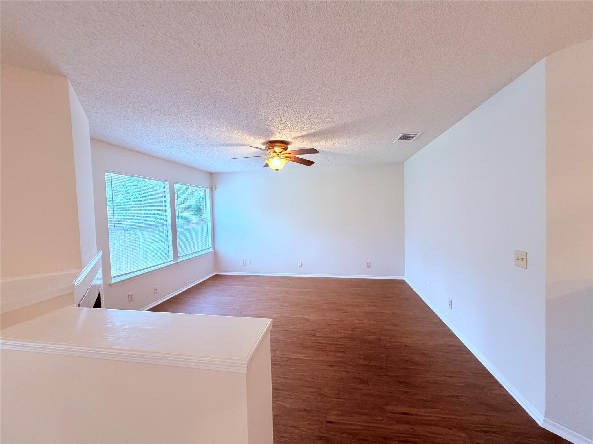 16924 Cactus Blossom Dr, Pflugerville, TX 78660