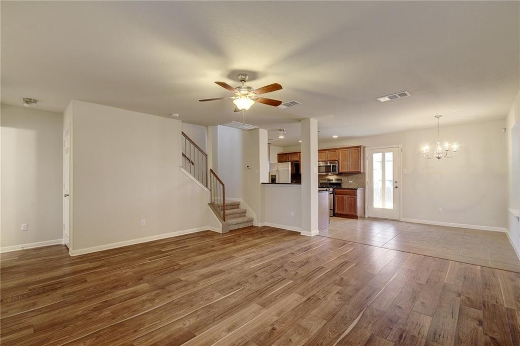 476 Nottingham Loop, Kyle, TX 78640