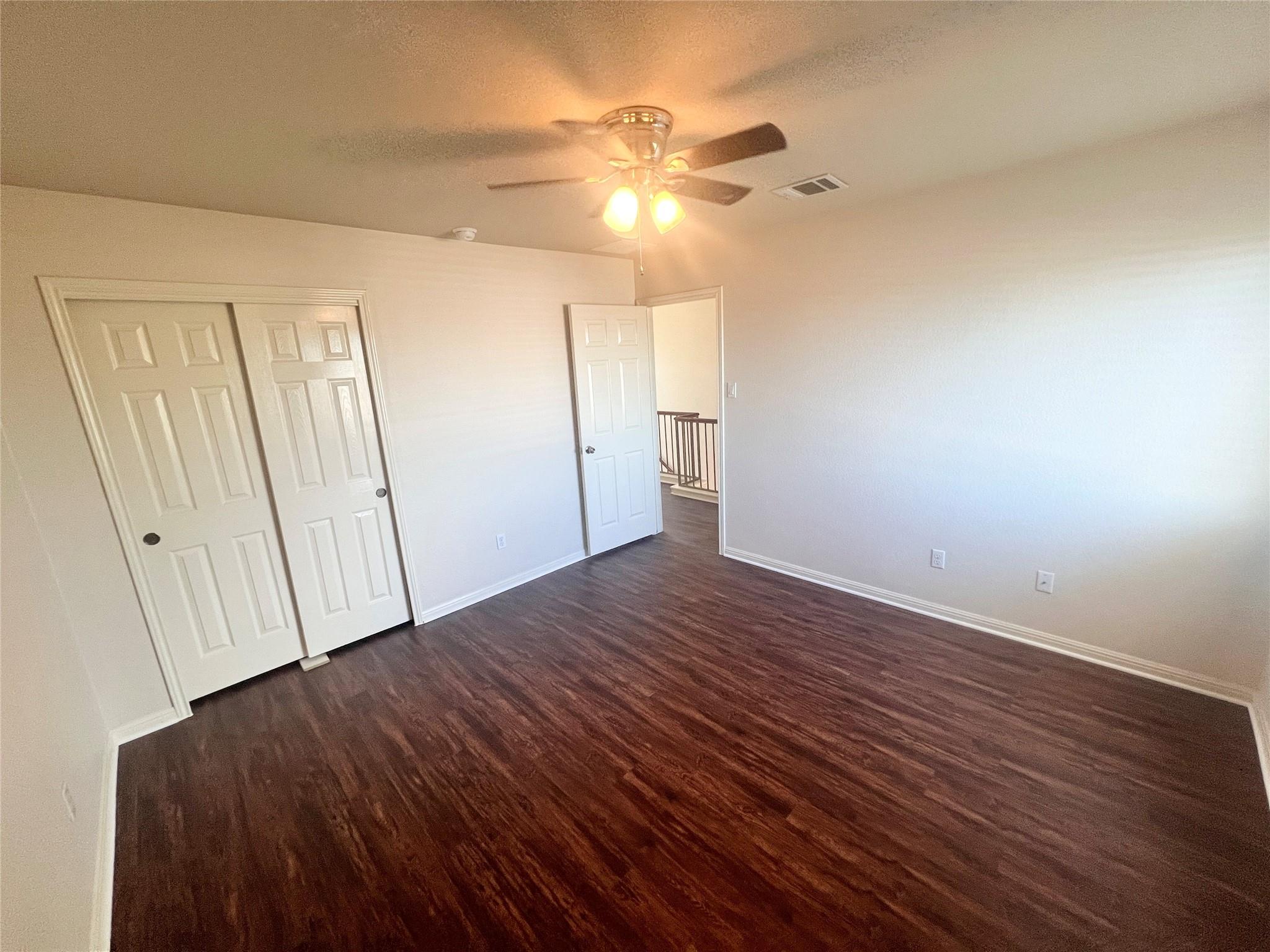 476 Nottingham Loop, Kyle, TX 78640