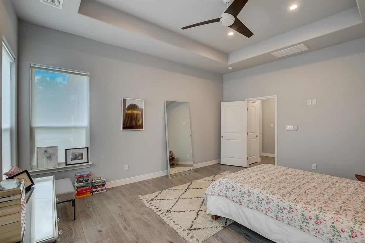 121 Naalehu Ct, Bastrop, TX 78602