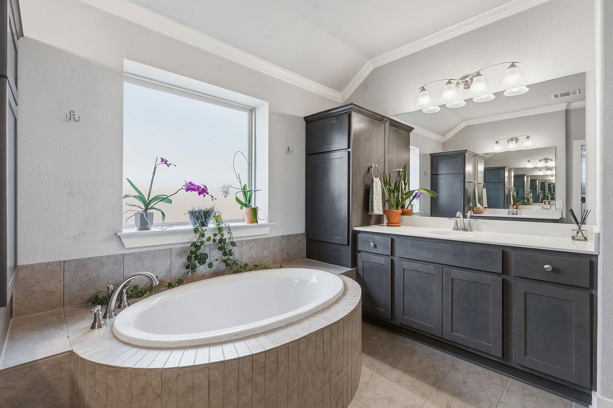 104 Red Granite Rd, Georgetown, TX 78633