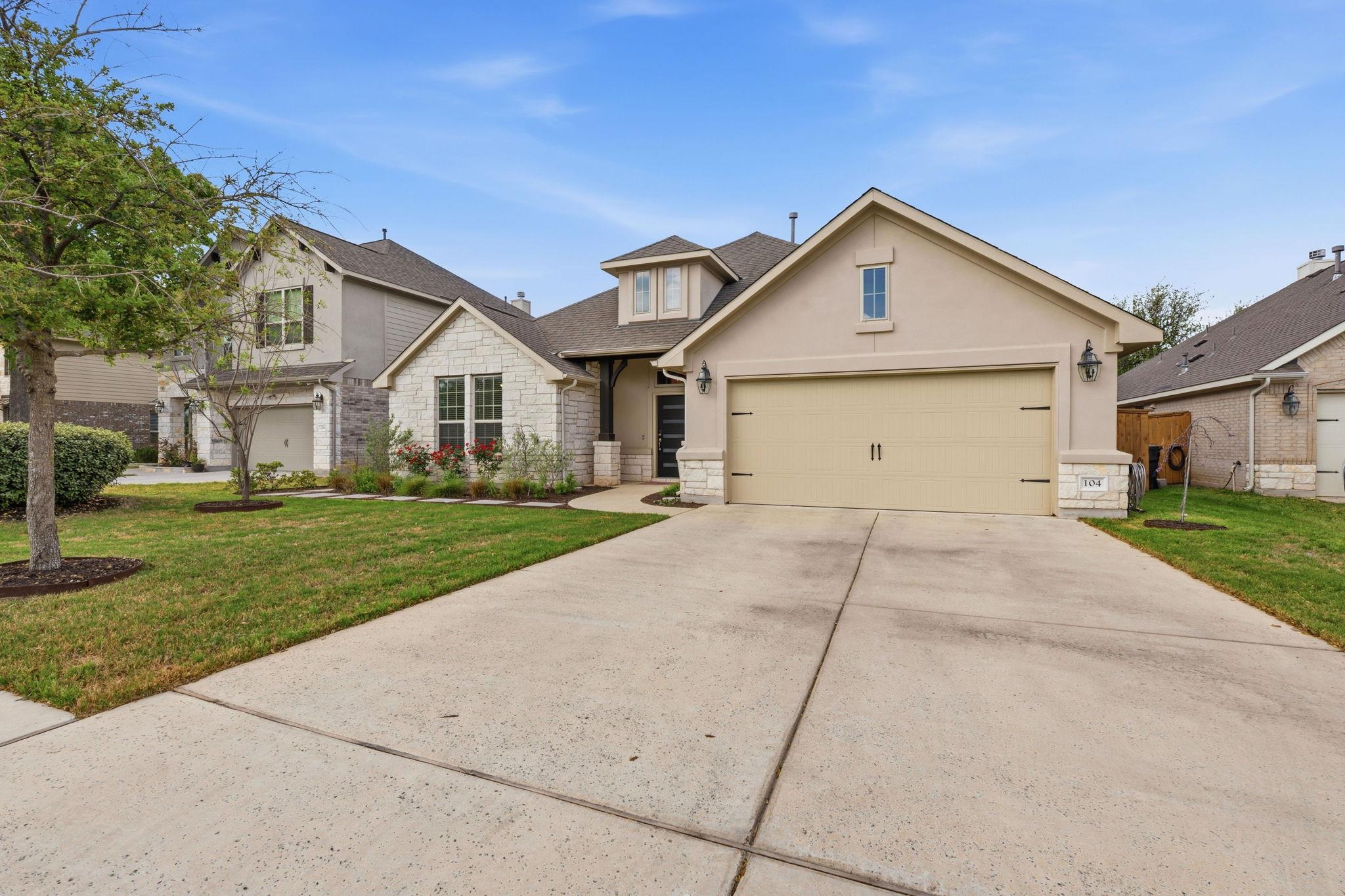 104 Red Granite Rd, Georgetown, TX 78633