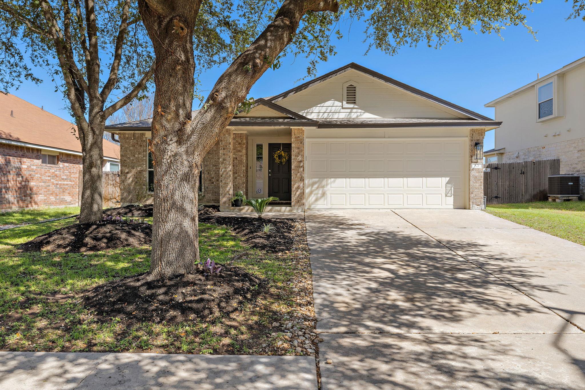 521 Fort Thomas Pl, Round Rock, TX 78664