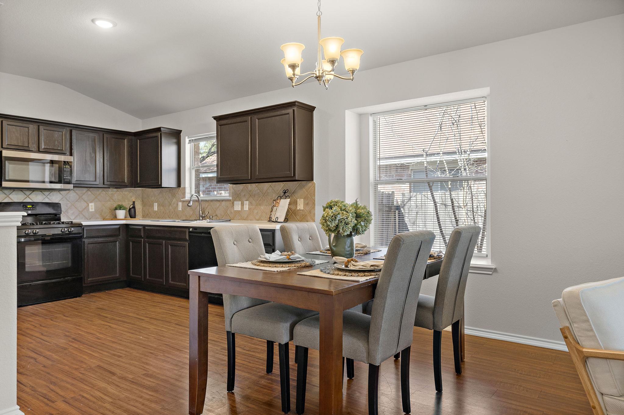 521 Fort Thomas Pl, Round Rock, TX 78664