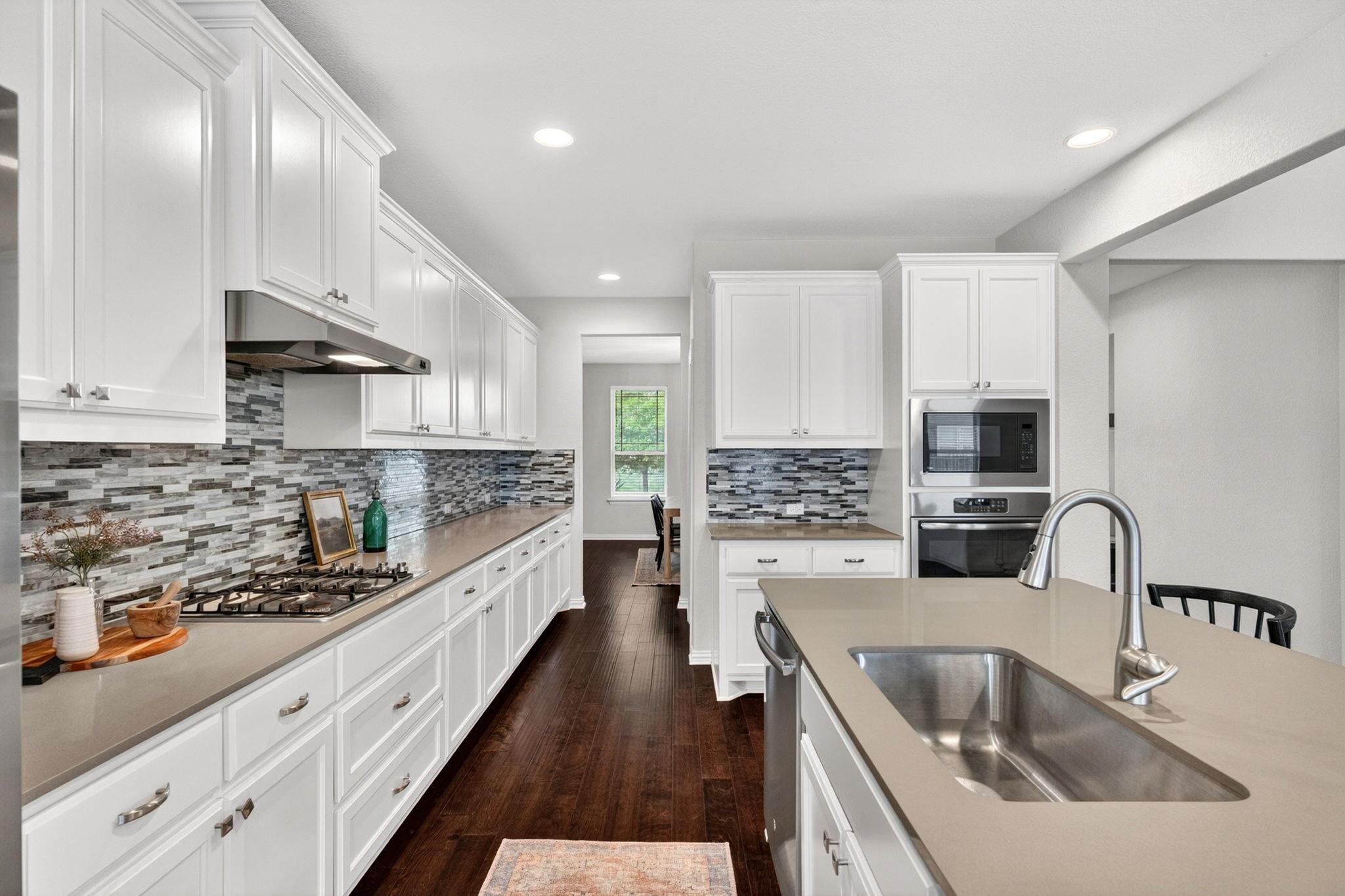 12613 Twisted Root Dr, Manchaca, TX 78652