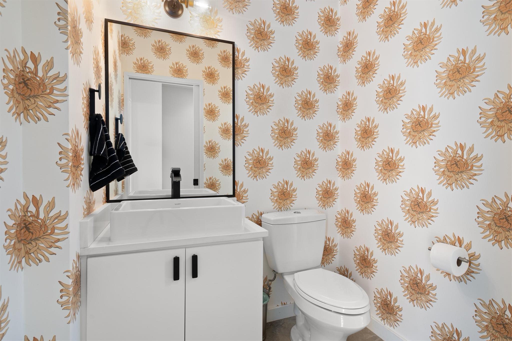 2401 E 11th St, Austin, TX 78702