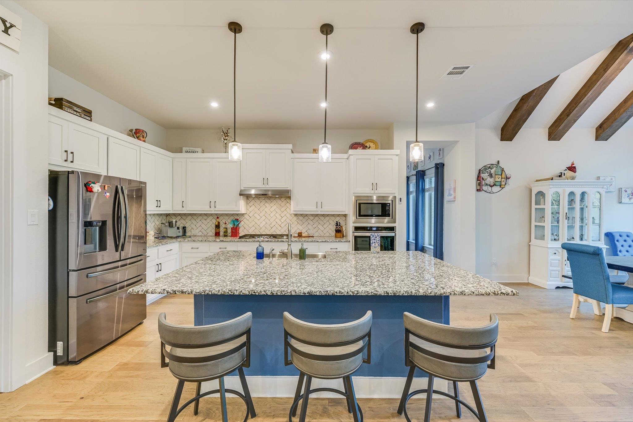 145 DOUBLE EAGLE RANCH Dr, Cedar Creek, TX 78612