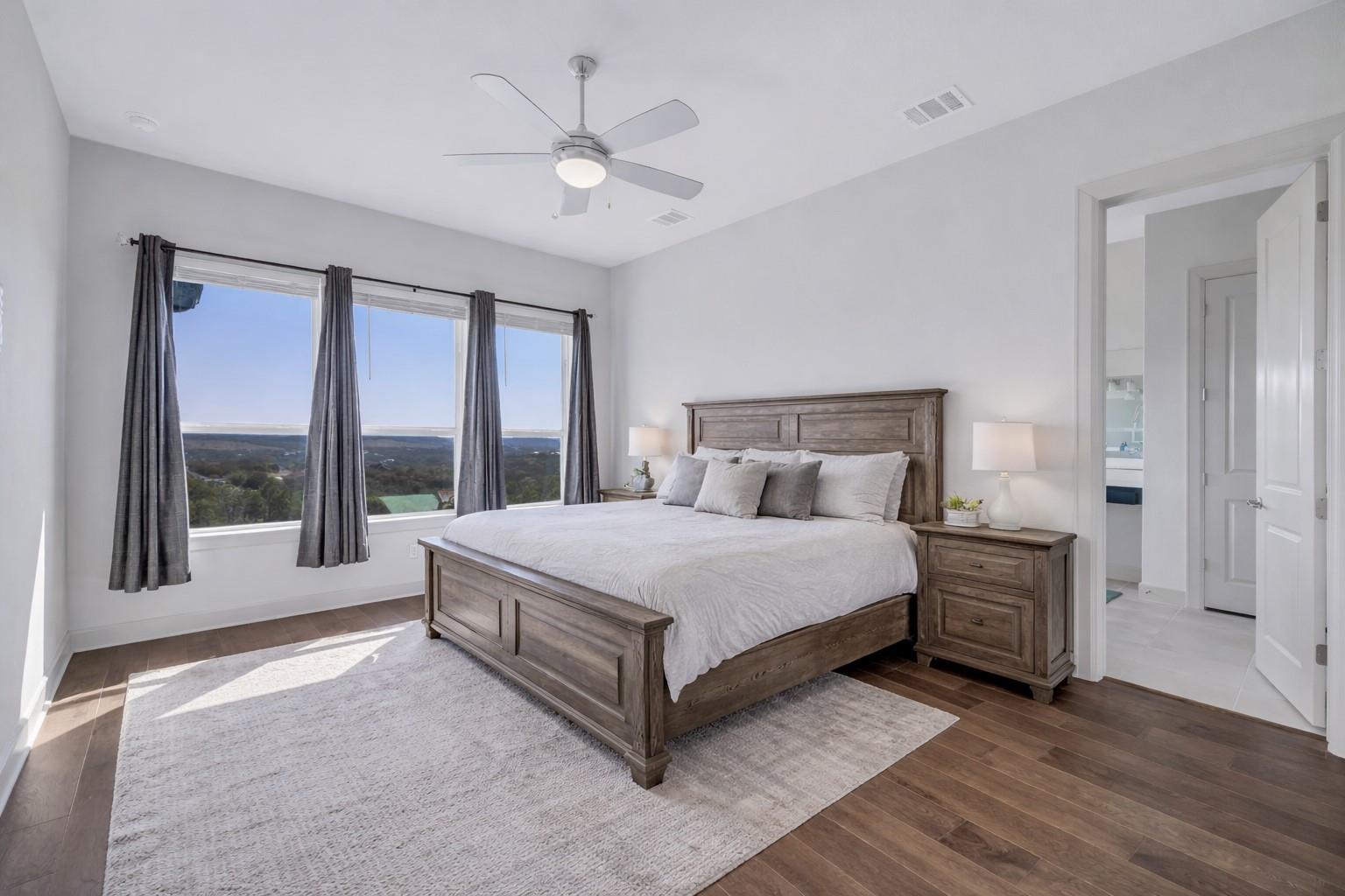 101 S Creek Cir, Bertram, TX 78605