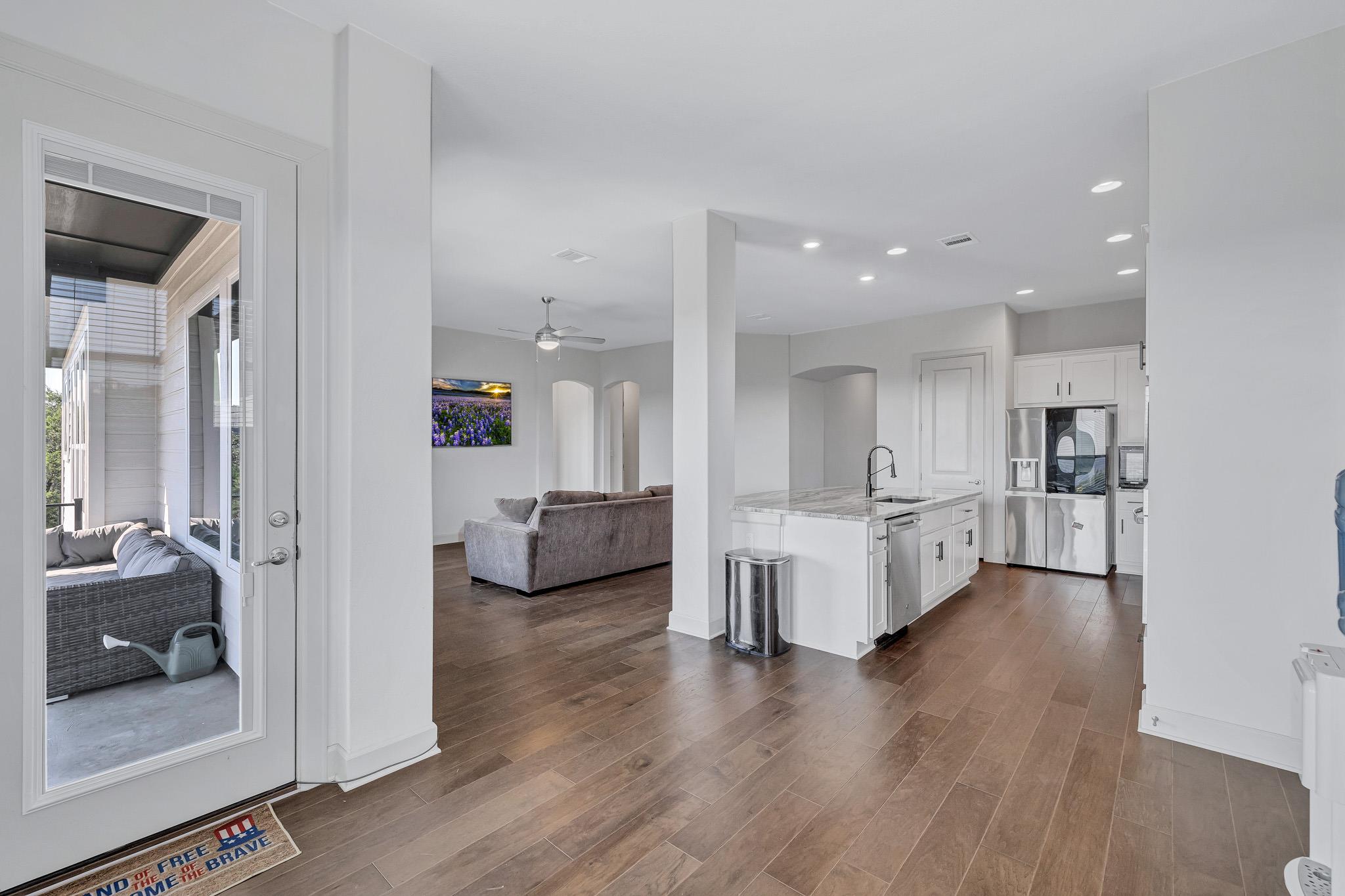 101 S Creek Cir, Bertram, TX 78605