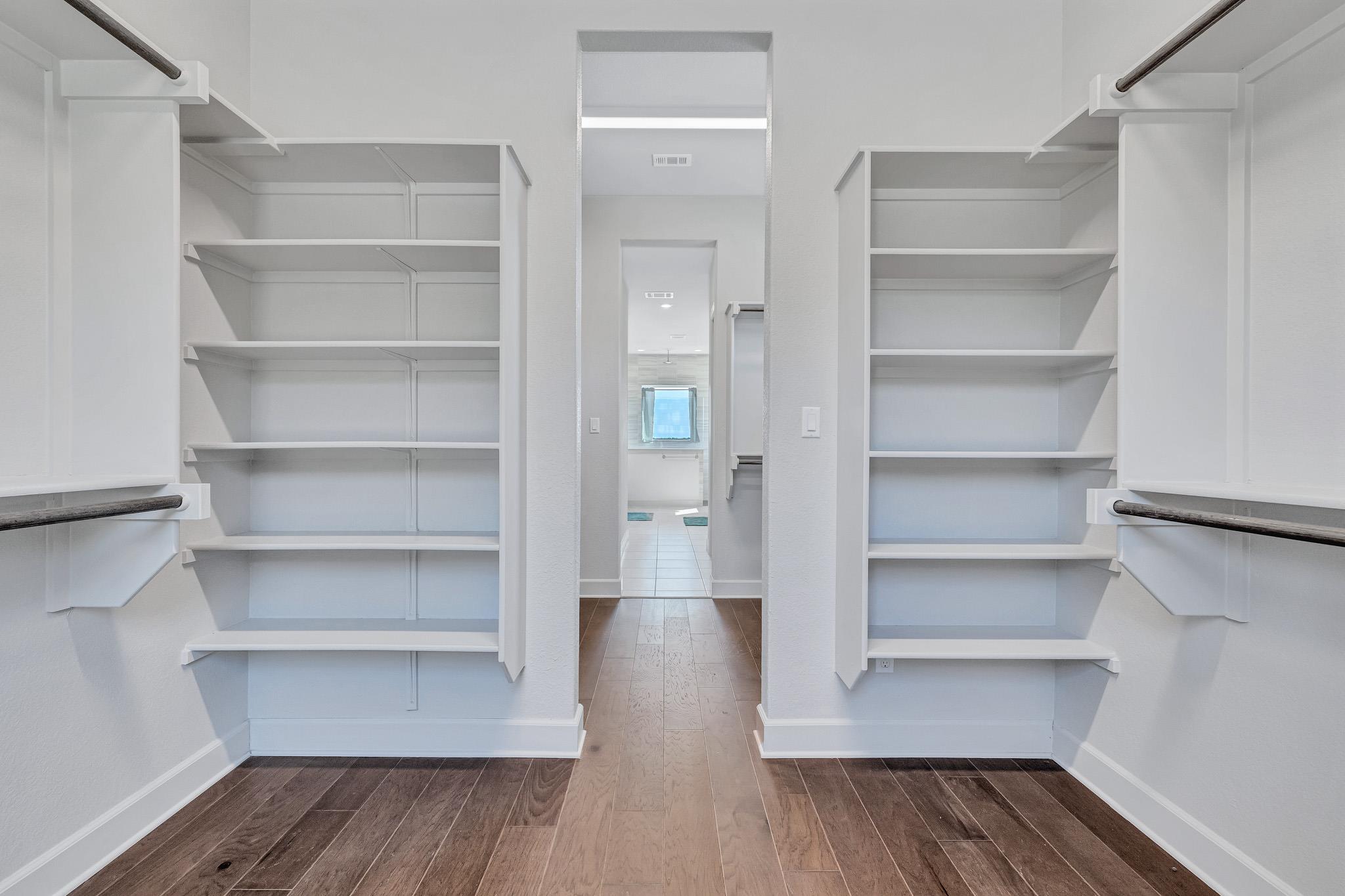 101 S Creek Cir, Bertram, TX 78605