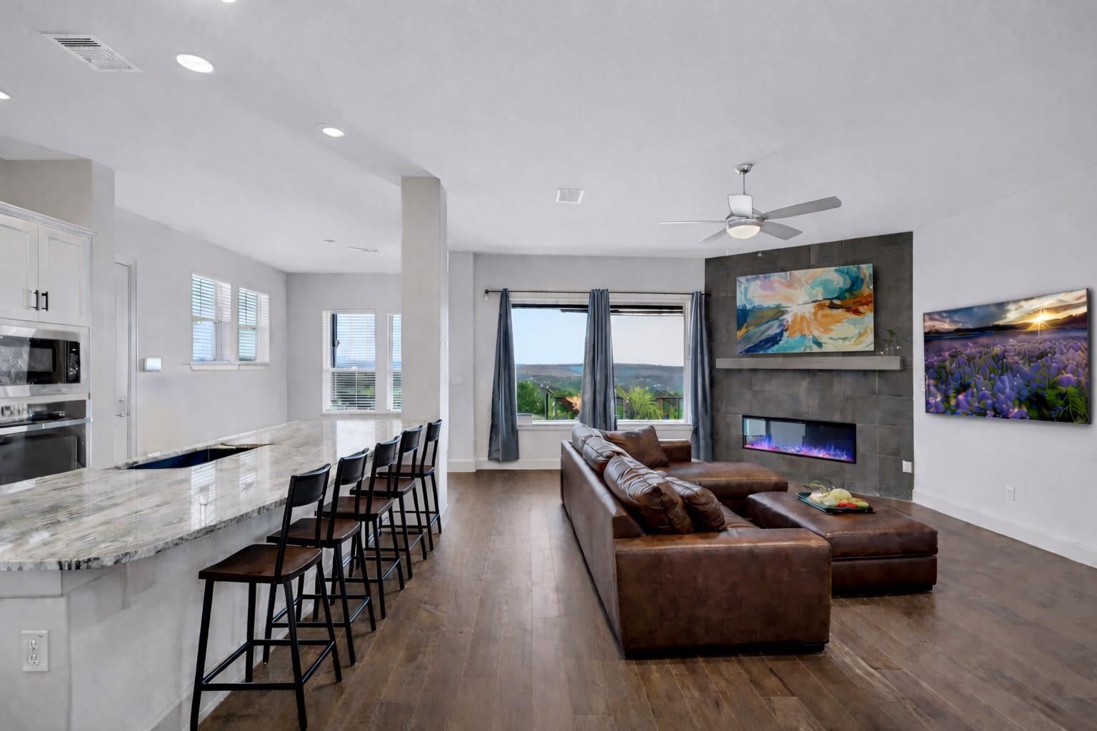 101 S Creek Cir, Bertram, TX 78605