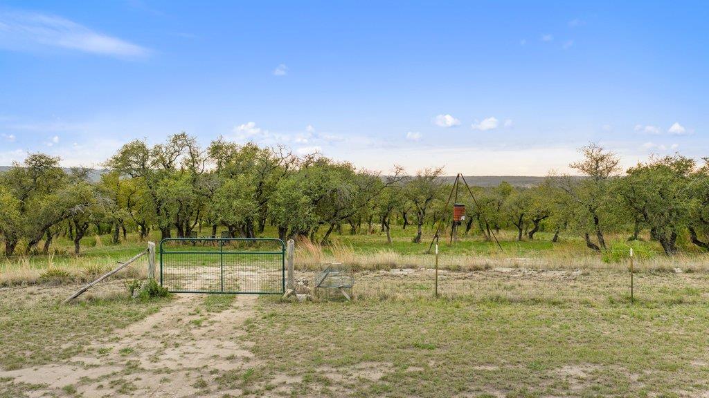 733 and 701 Dawn Vw, Dripping Springs, TX 78620