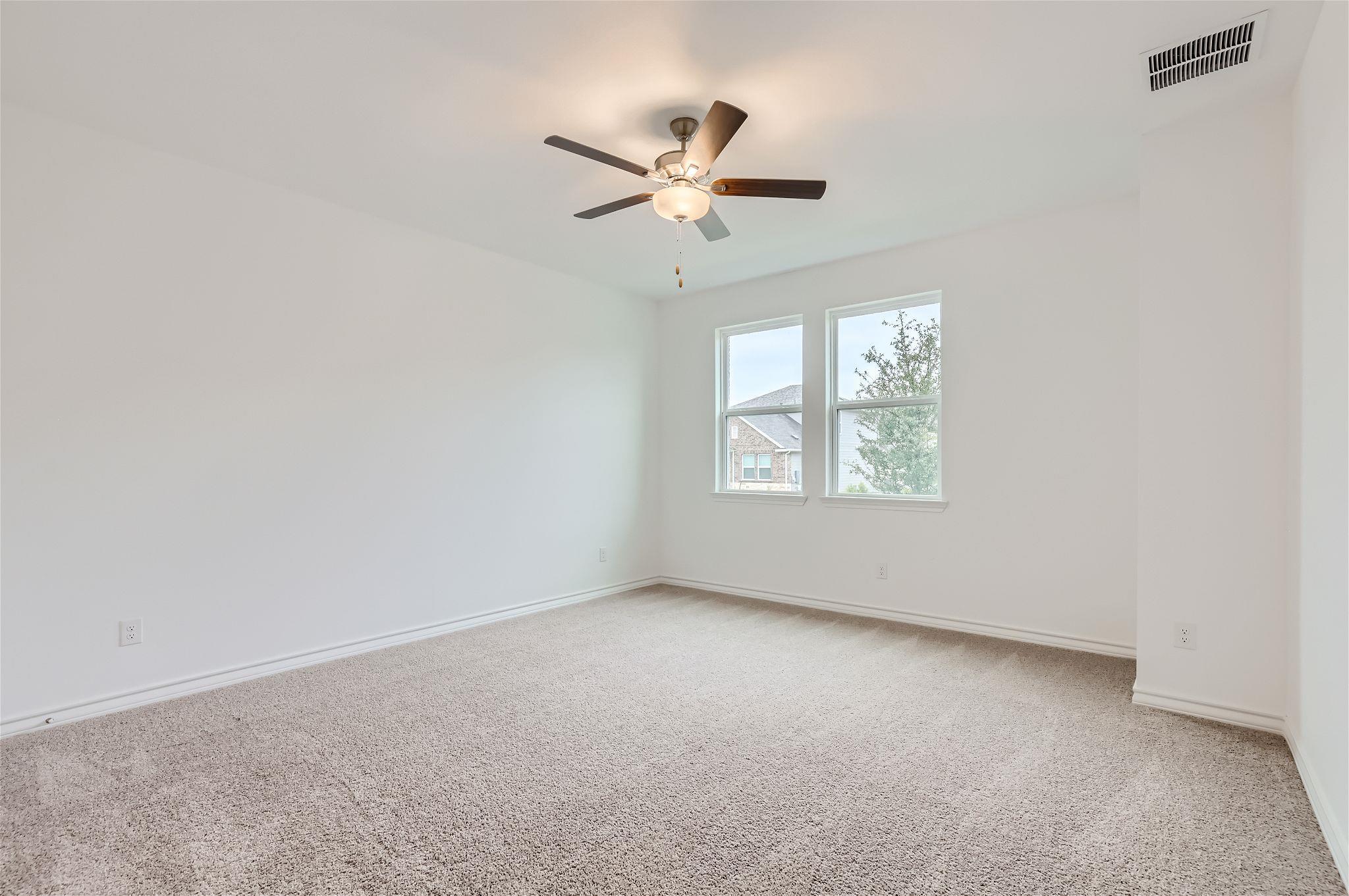 125 Watkinville Rd, Hutto, TX 78634