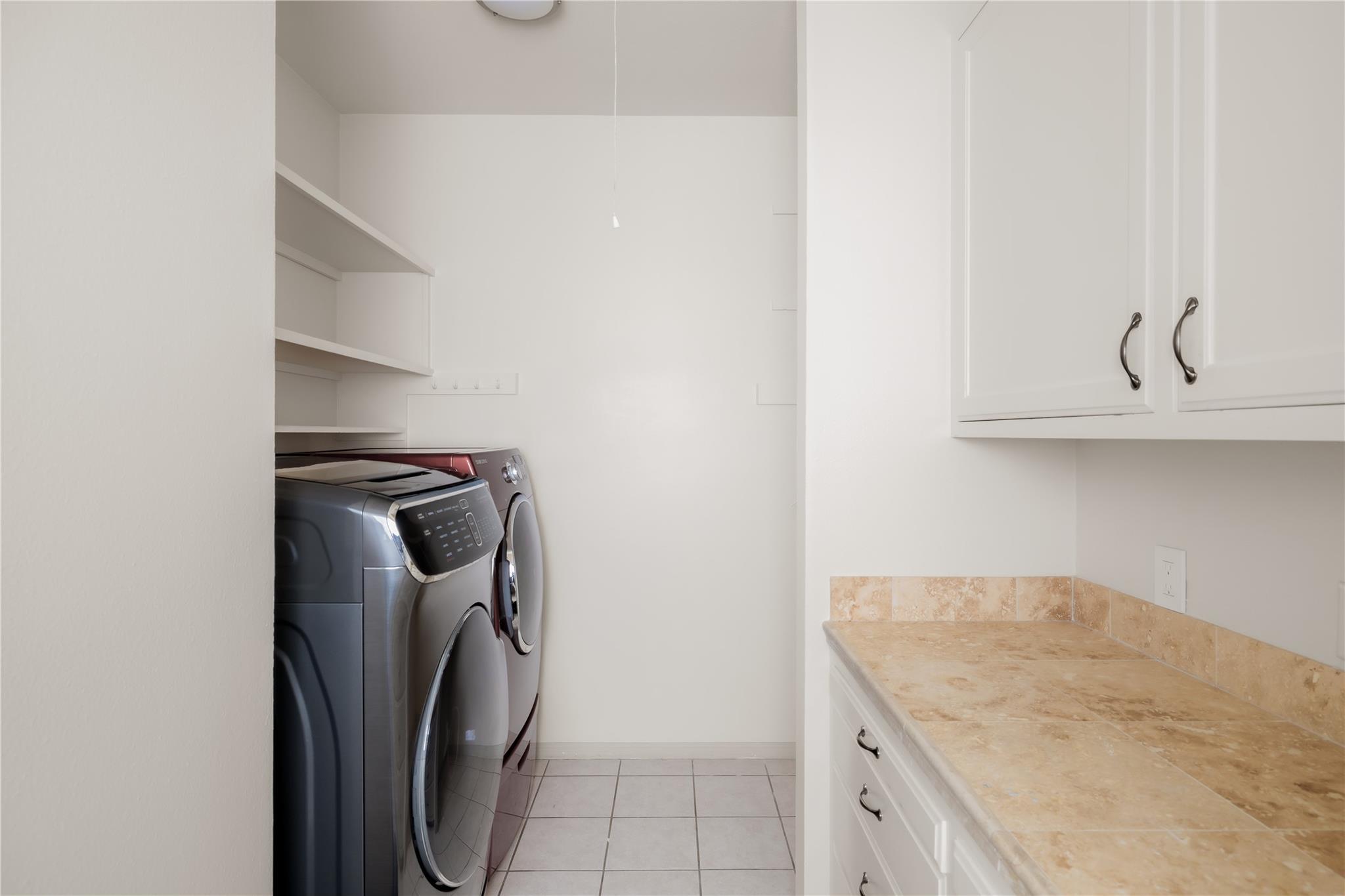 4822 Twin Valley Dr, Austin, TX 78731