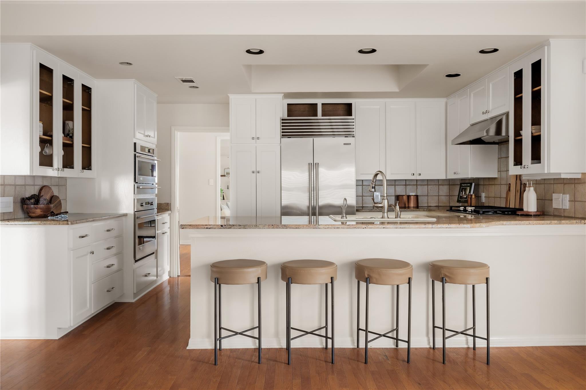 4822 Twin Valley Dr, Austin, TX 78731