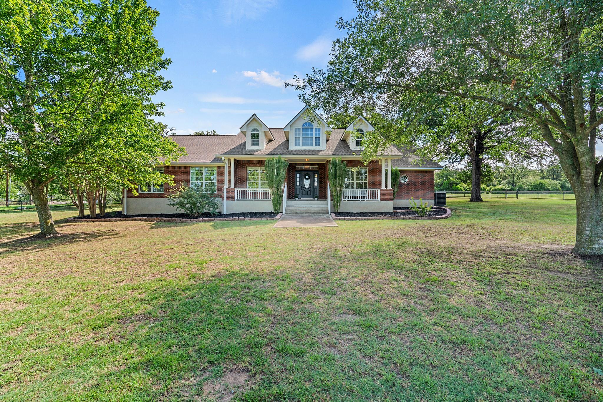 2140 County Road 305, Rockdale, TX 76567