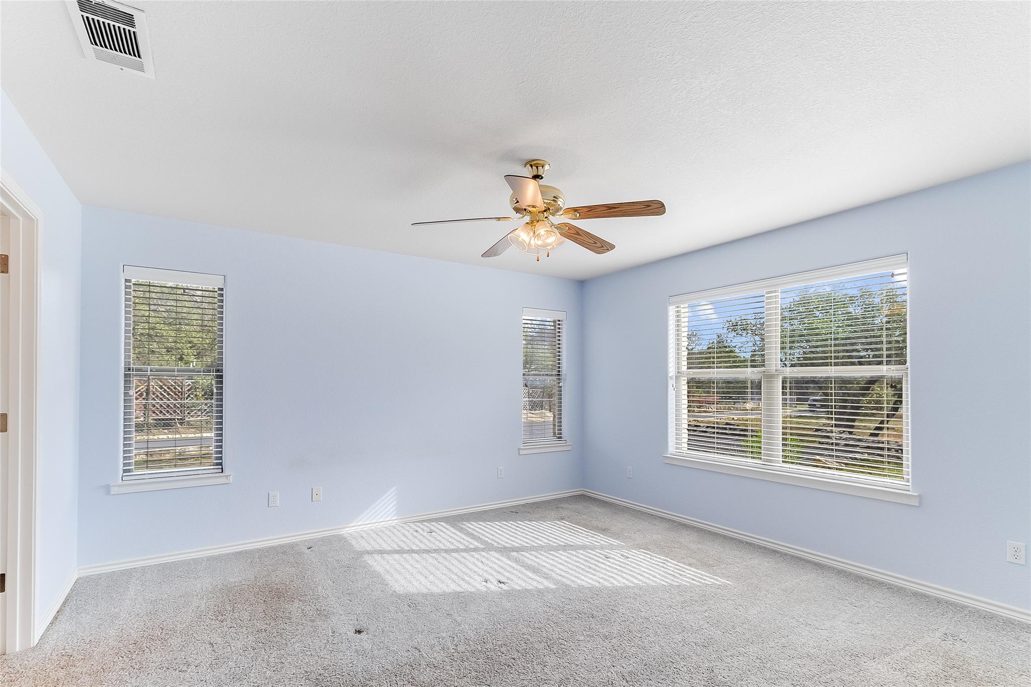 670 County Road 100, Burnet, TX 78611