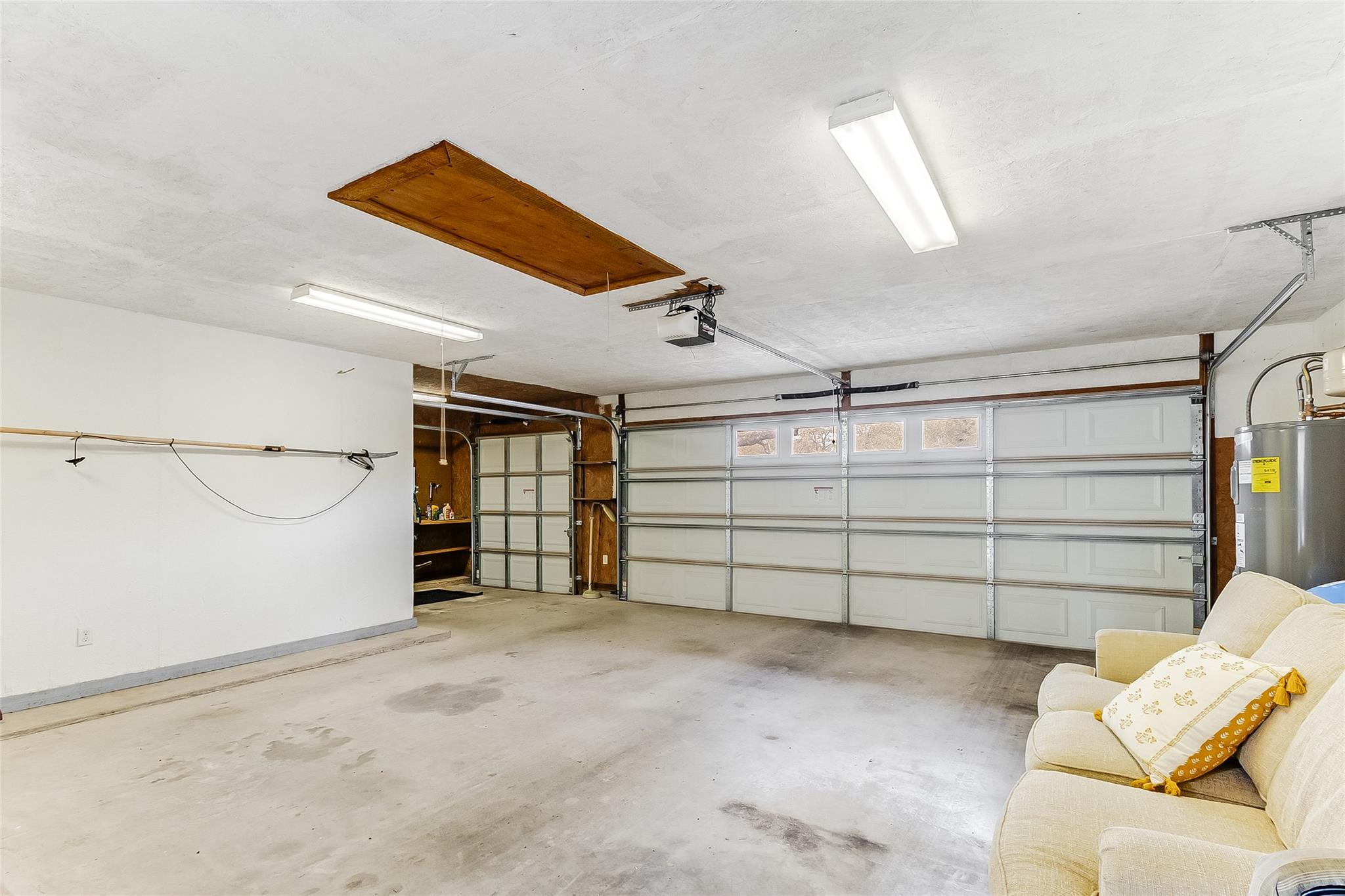 670 County Road 100, Burnet, TX 78611