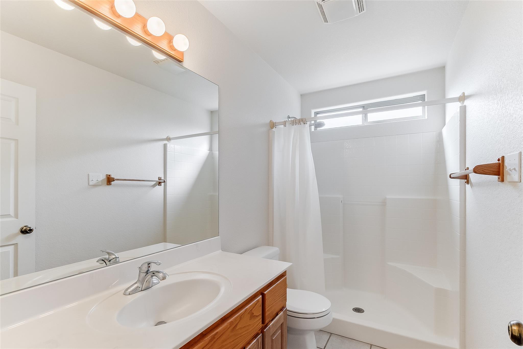 670 County Road 100, Burnet, TX 78611