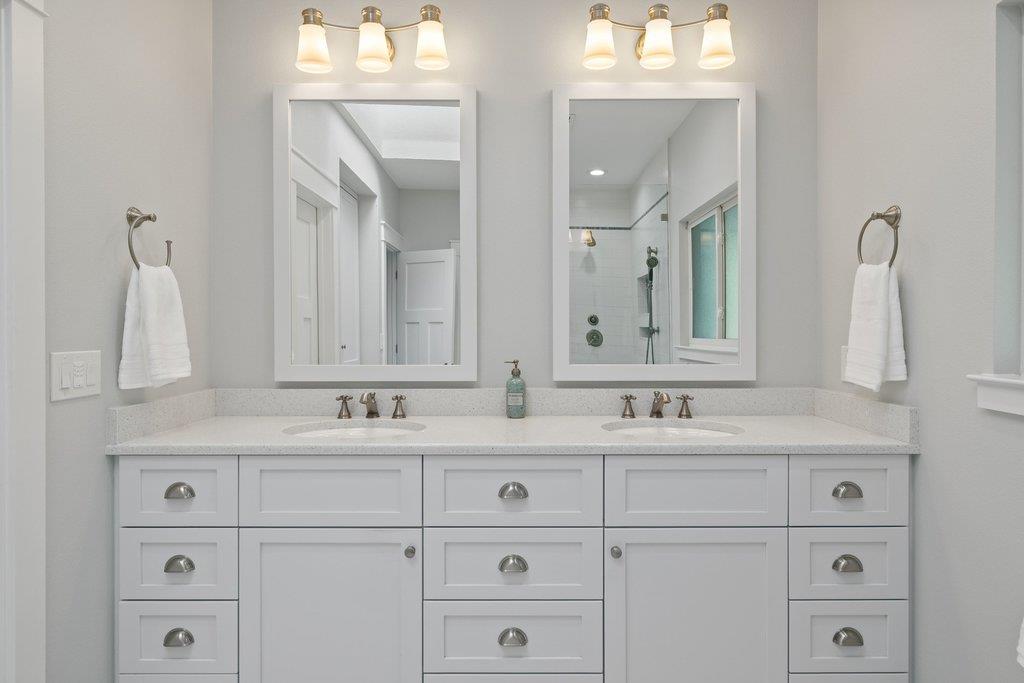 6005 Bon Terra Dr, Austin, TX 78731