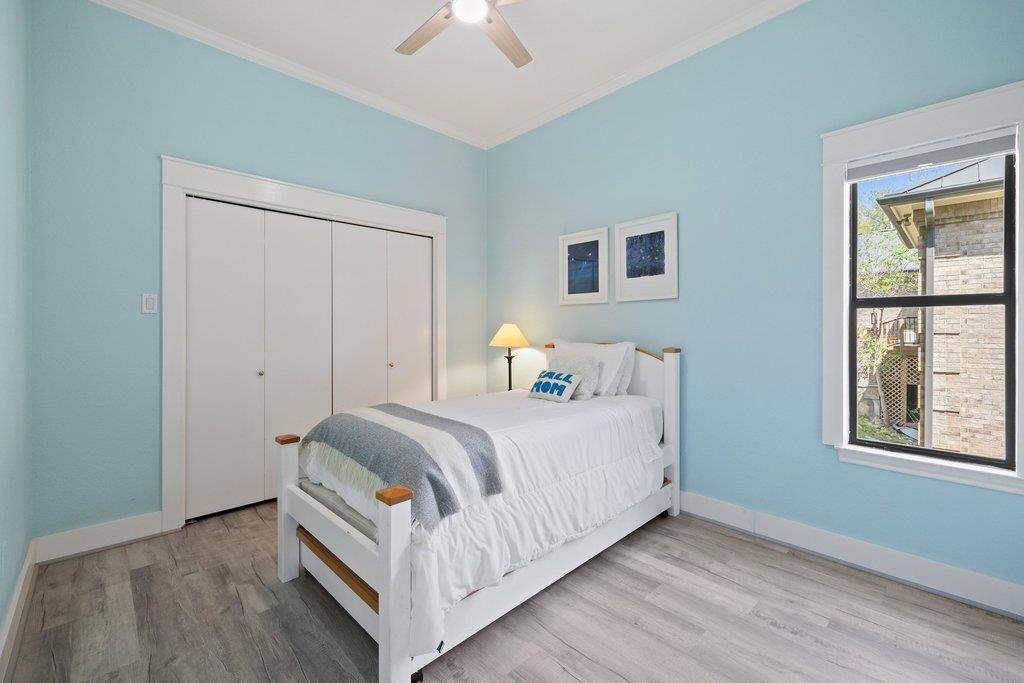 6005 Bon Terra Dr, Austin, TX 78731