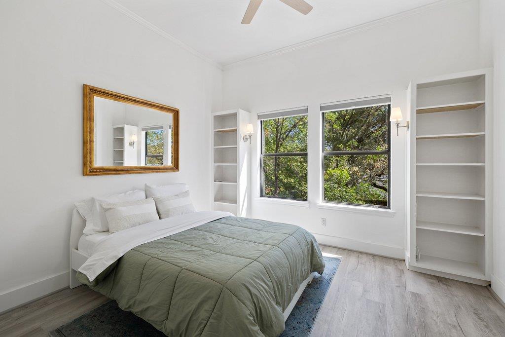 6005 Bon Terra Dr, Austin, TX 78731