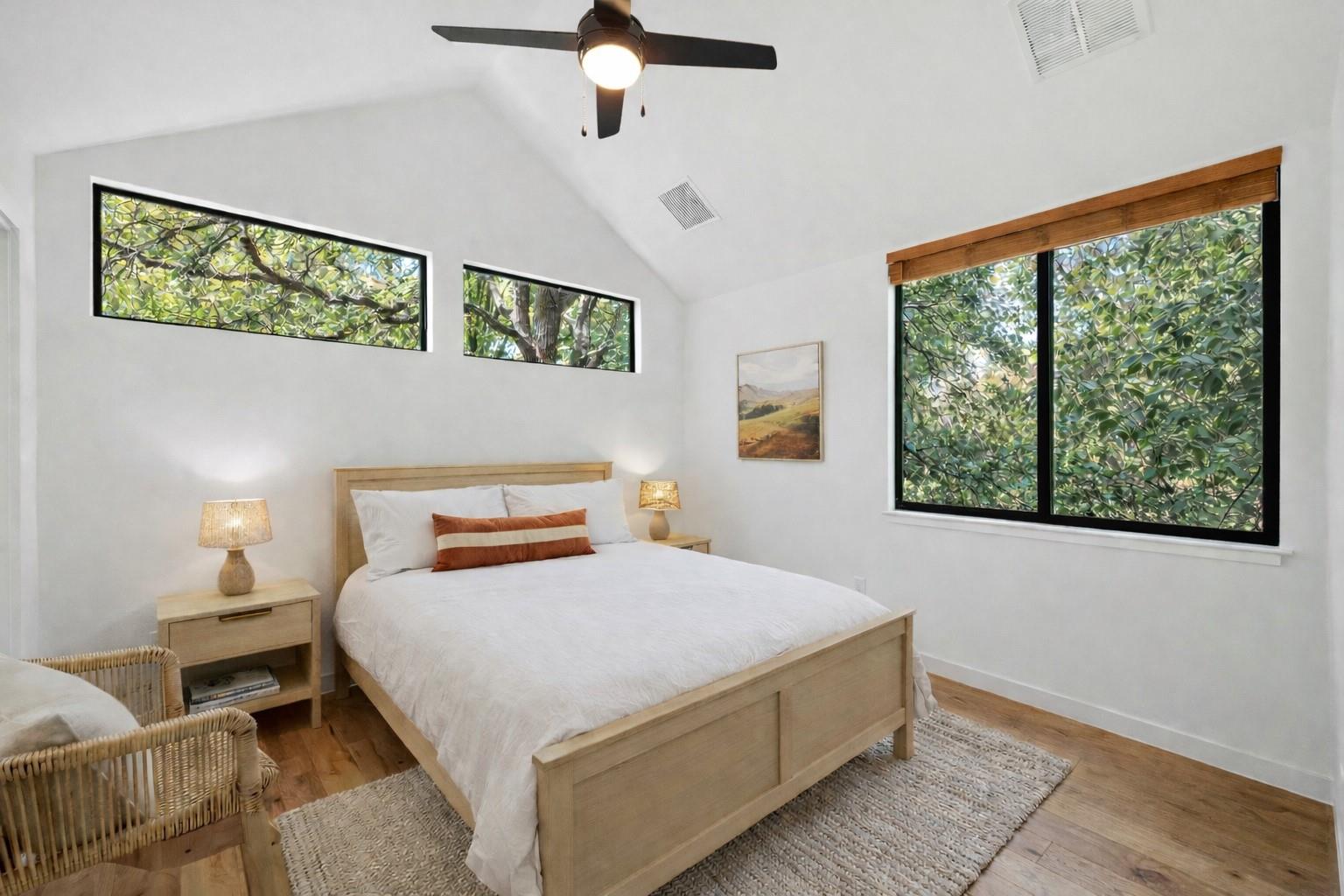 1005 Cardinal Ln # B, Austin, TX 78704