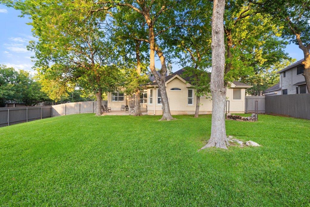 100 Brentwood Dr, Georgetown, TX 78628