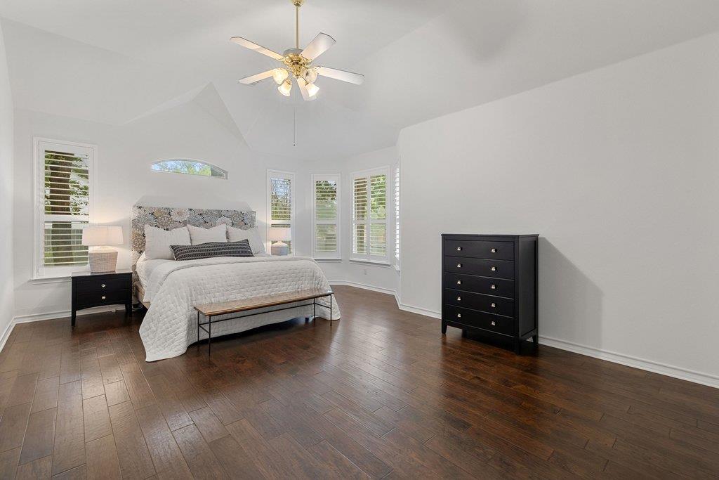 100 Brentwood Dr, Georgetown, TX 78628