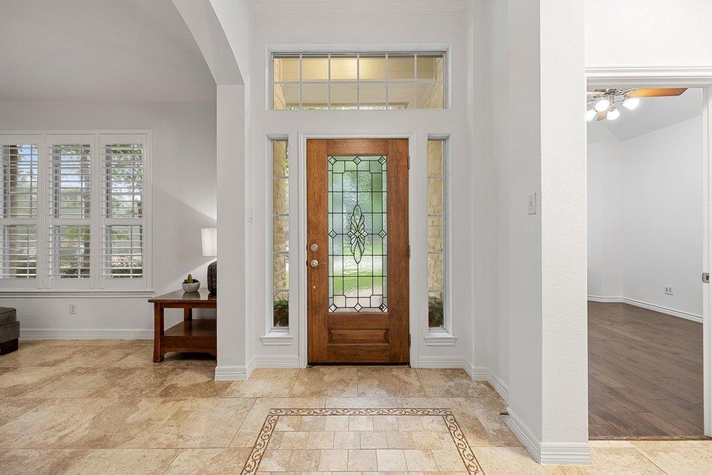 100 Brentwood Dr, Georgetown, TX 78628