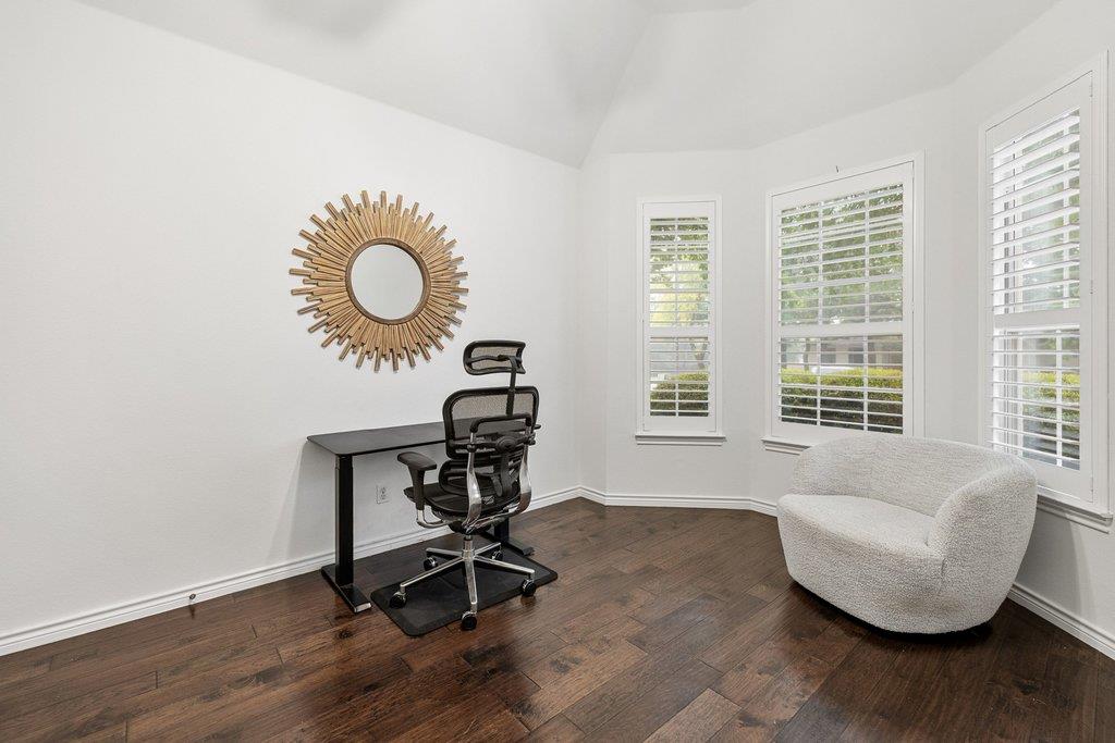 100 Brentwood Dr, Georgetown, TX 78628