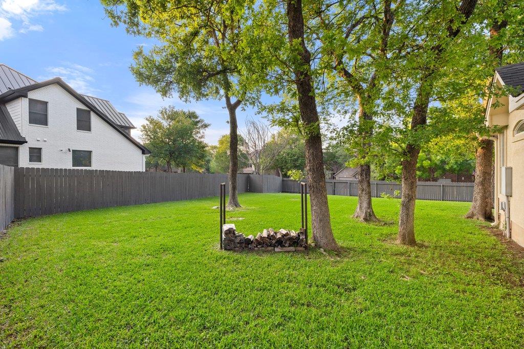 100 Brentwood Dr, Georgetown, TX 78628