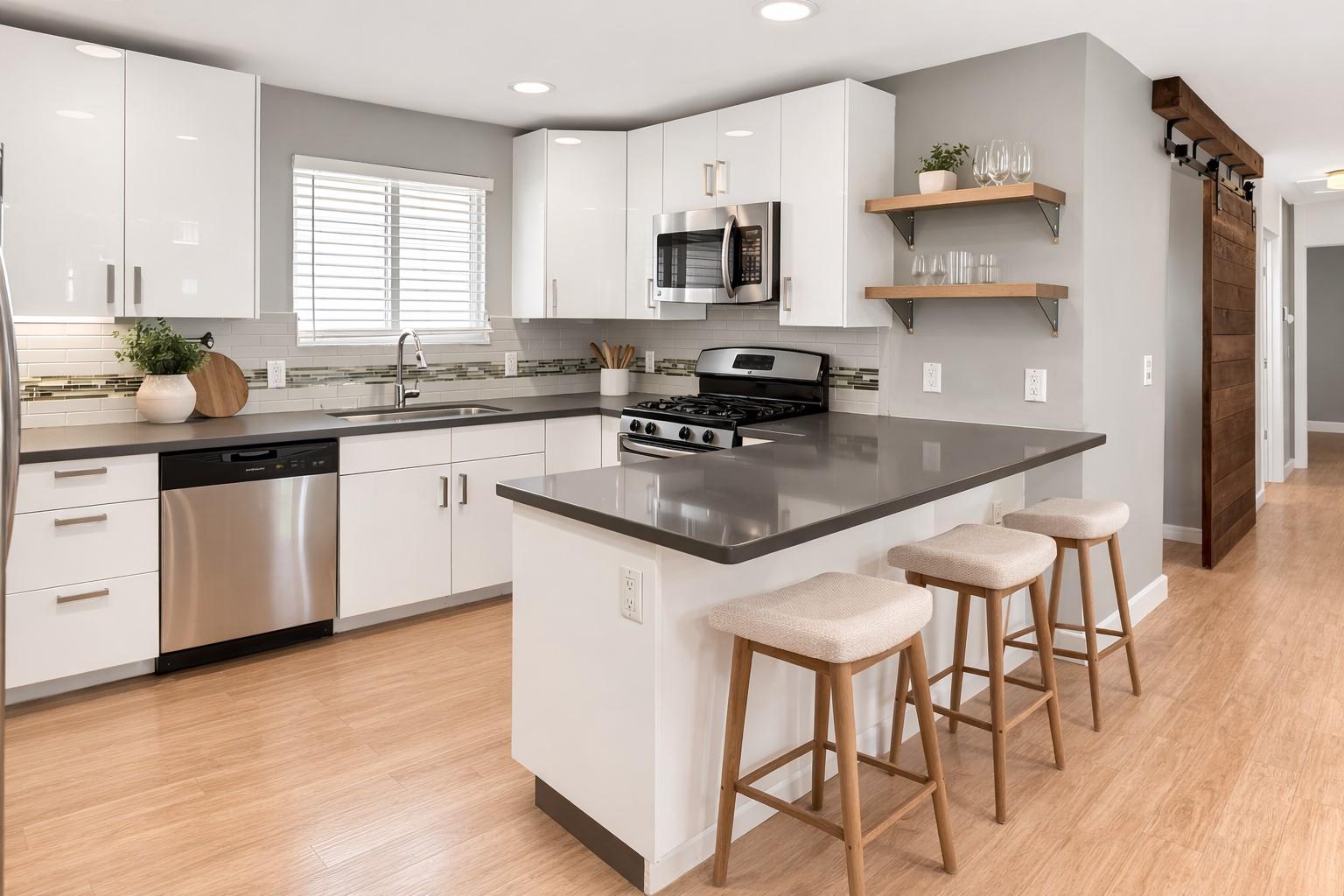 3108 Fontana Dr, Austin, TX 78704