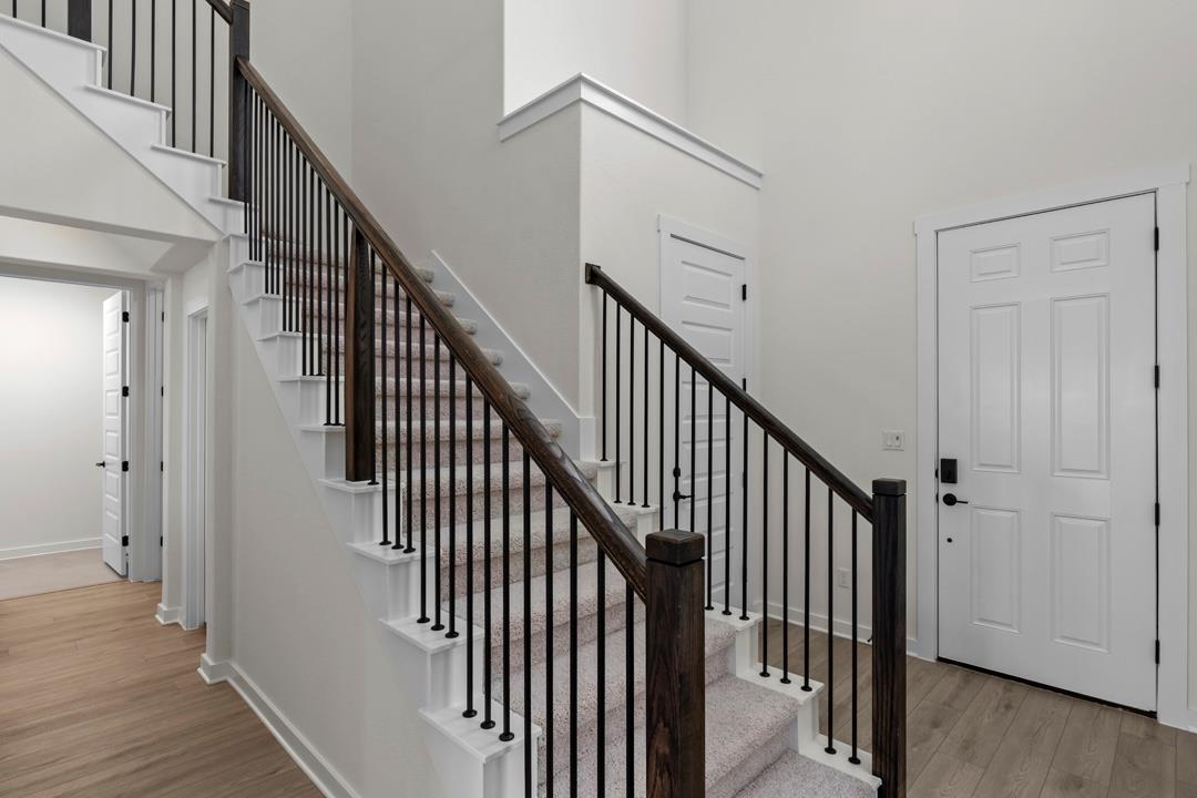 208 High Valley Drive, Liberty Hill, TX 78642