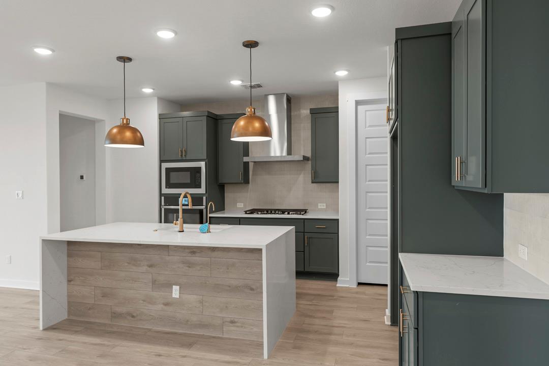 208 High Valley Drive, Liberty Hill, TX 78642