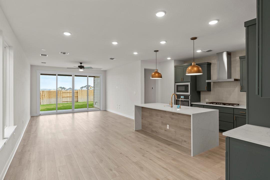 208 High Valley Drive, Liberty Hill, TX 78642