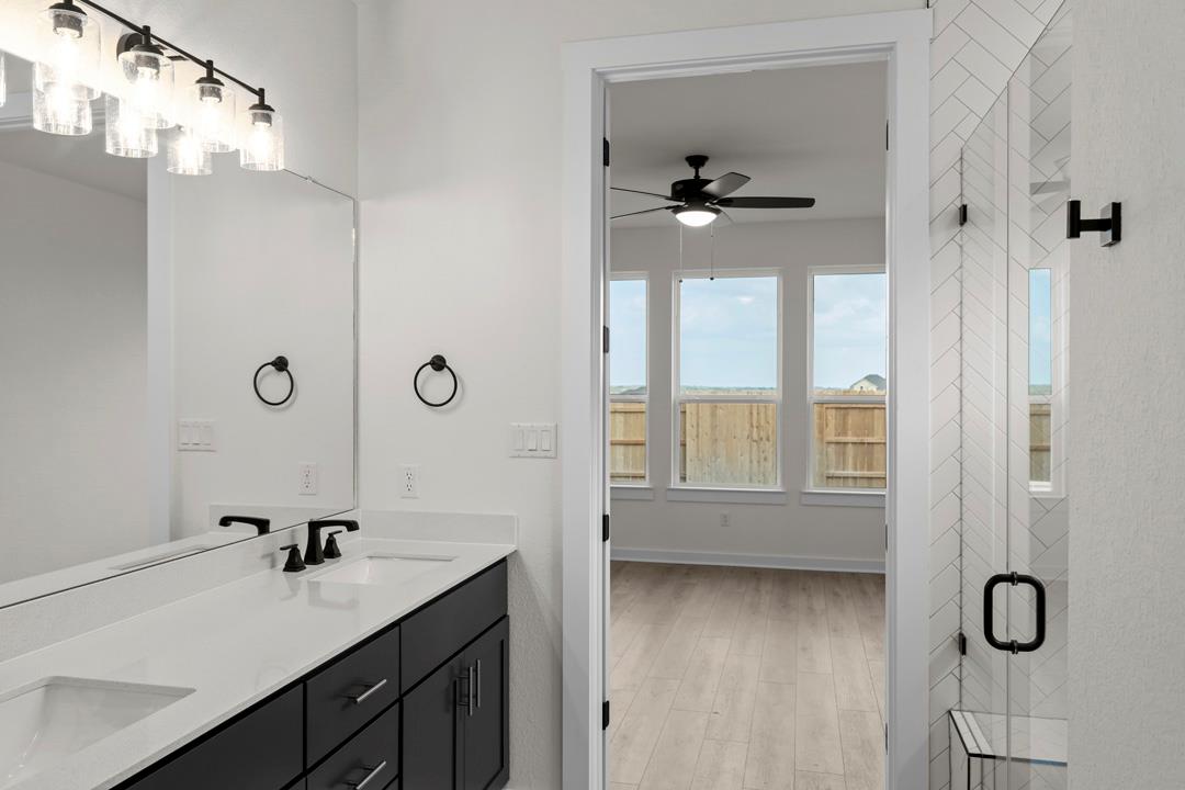 208 High Valley Drive, Liberty Hill, TX 78642